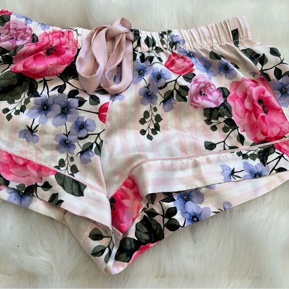 Victoria’s Secret Floral Satin Shorts - Picture 3 of 9